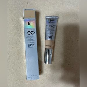 It cosmetics full coverage CC cream in Light